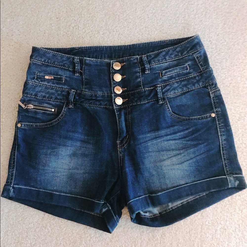 ONLY Repeat Princess High Waist Denim Shorts